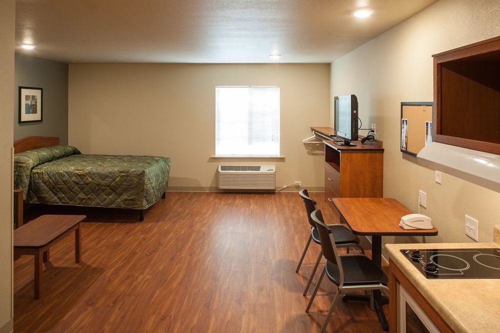 Woodspring Suites Колидж Стейшън Стая снимка