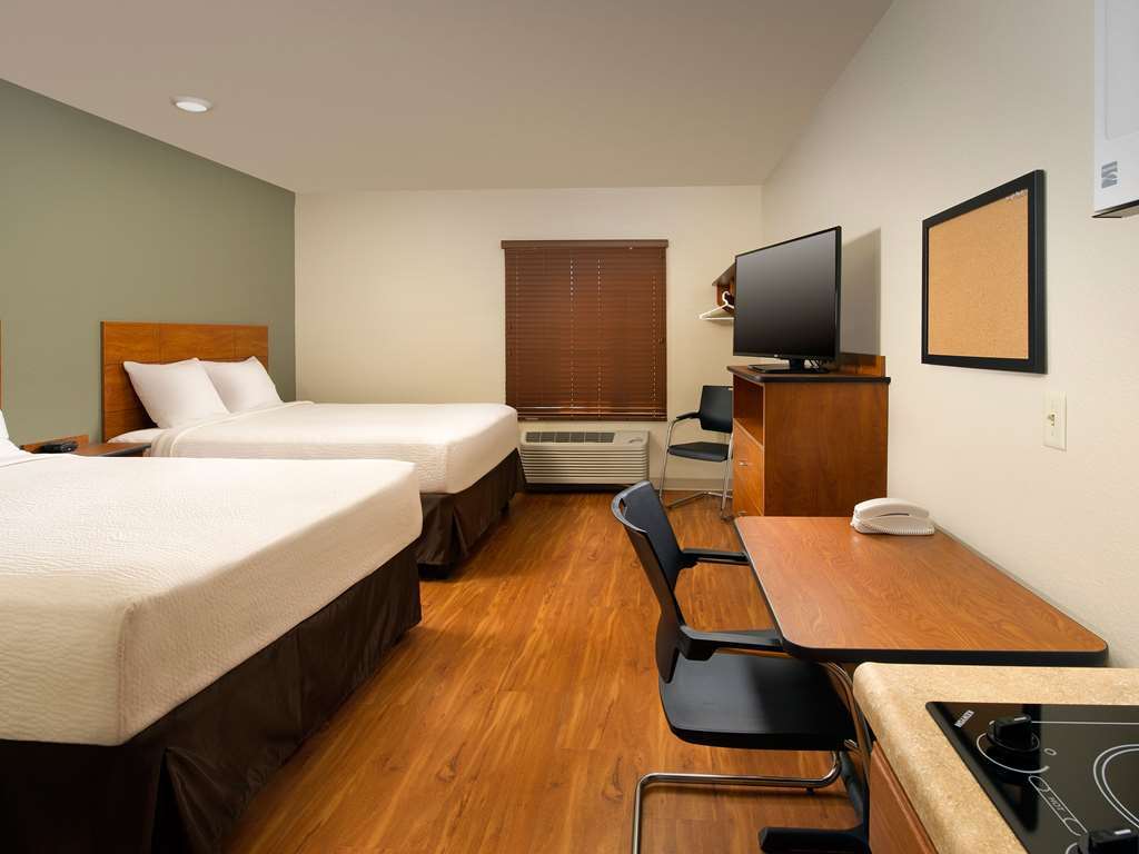 Woodspring Suites Колидж Стейшън Стая снимка