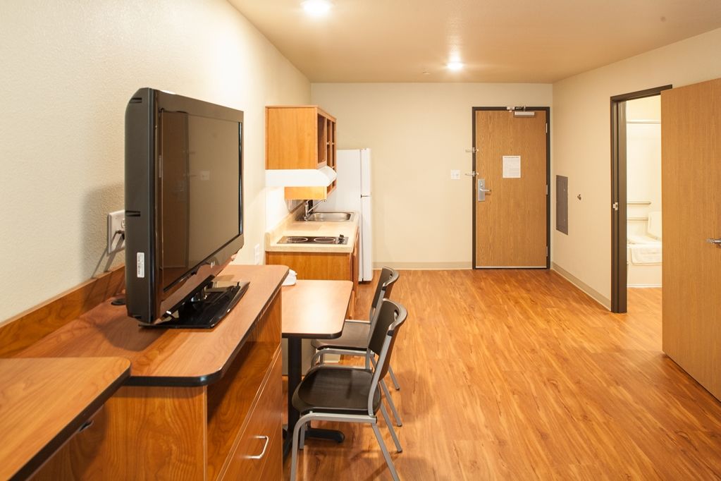 Woodspring Suites Колидж Стейшън Стая снимка